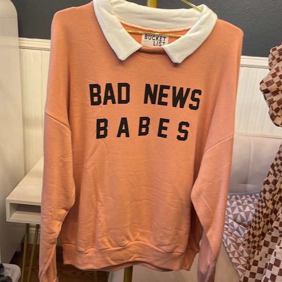 NWT Bad News Babes oversized sweatshirt, salmon colored - Picture 1 of 2